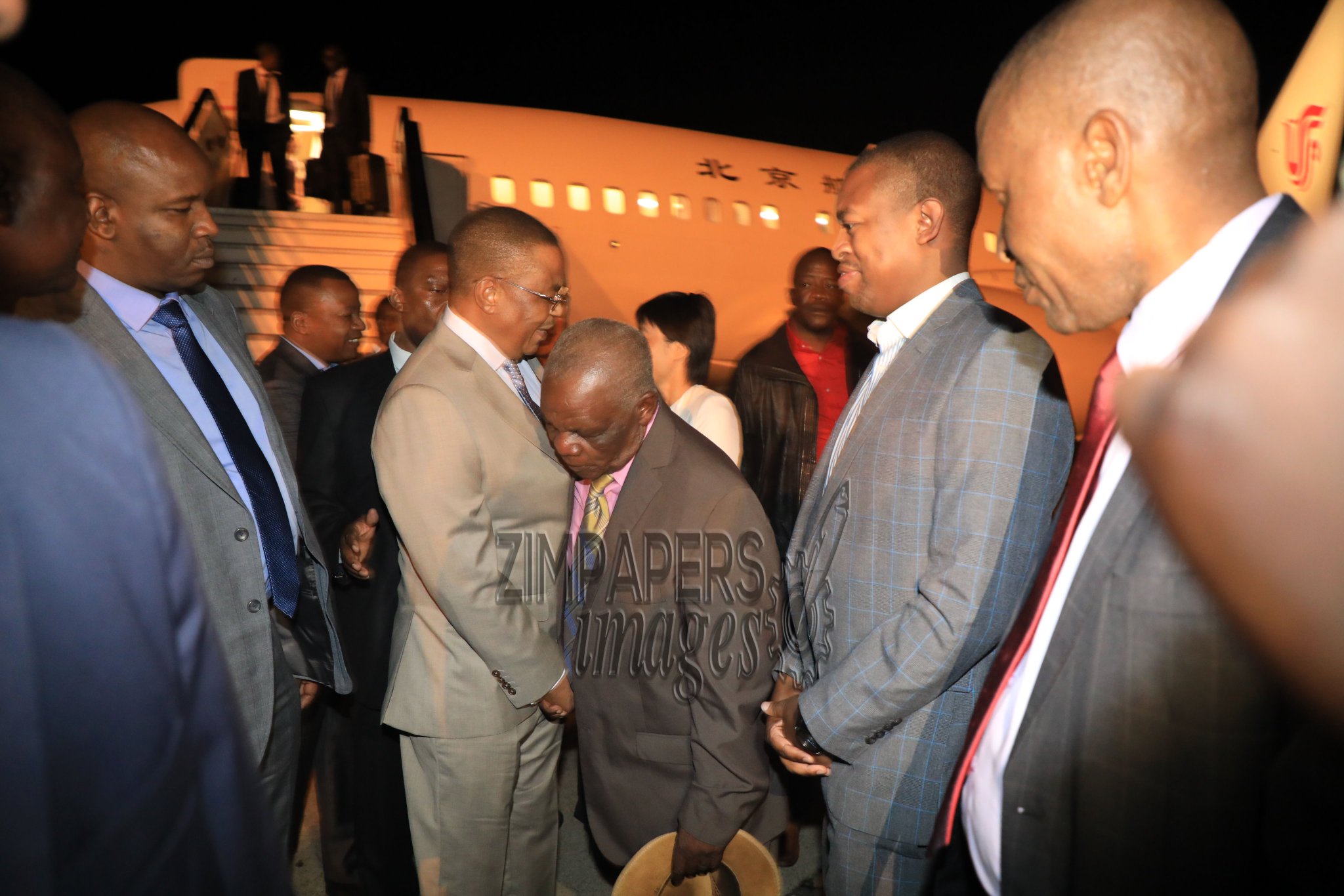 VP Chiwenga BACK in Zim