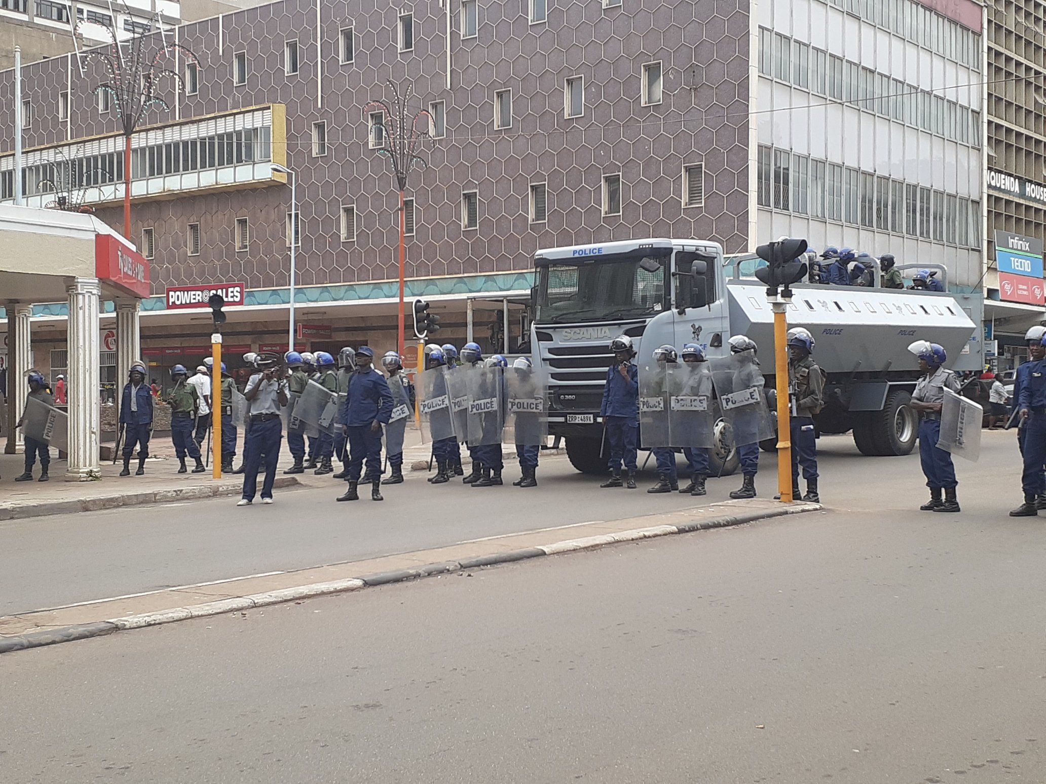 Armed Riot Police Officers Deployed In Harare Ahead Of #ShutDownZimbabwe