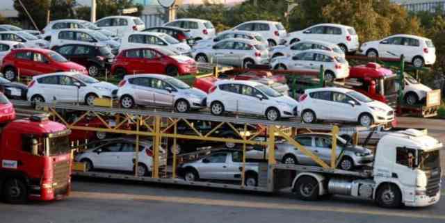 10 Zimra Officers NABBED - Zimra RELEASES List Of IMPORTED CARS That need VERIFICATION