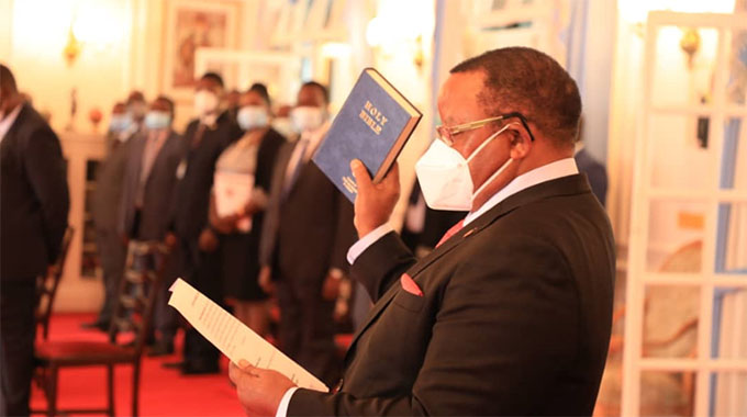 President Emmerson Mnangagwa Swears In Fredrick Shava A New Foreign Affairs Minister