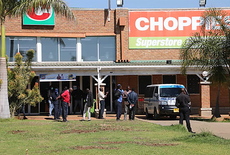 Brazen Armed Robbers Rob Cash-In-Transit Vehicle At Choppies, Bulawayo In Broad Daylight