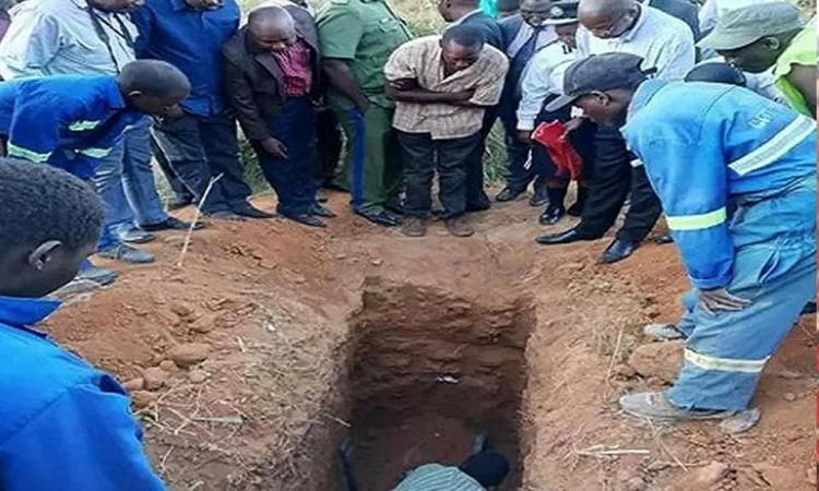 Zambian Pastor Dies After Asking To Be Buried Alive For 3 Days To Emulate Jesus' Resurrection