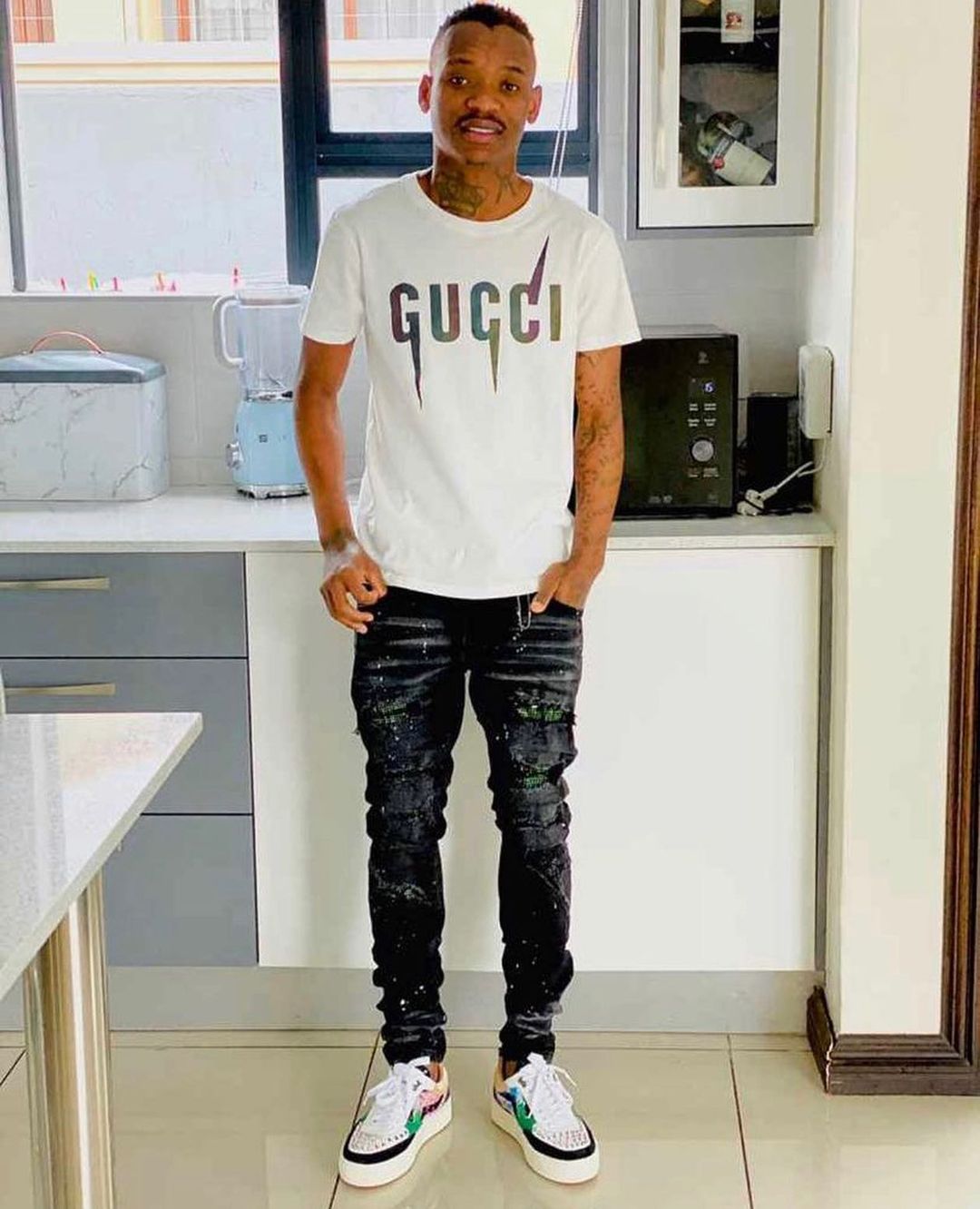 Khama Billat Called Out For Wearing Fake Gucci T-shirt-iHarare