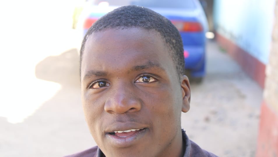 Blind Man Miraculously Regains Sight After Prayers-iHarare