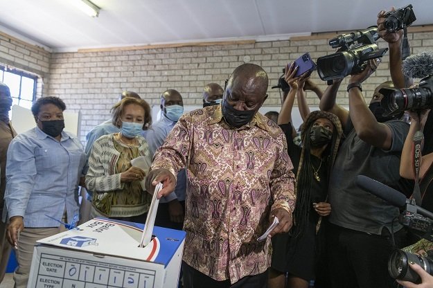President Cyril Ramaphosa Booed As He Cast His Vote In Soweto-iHarare