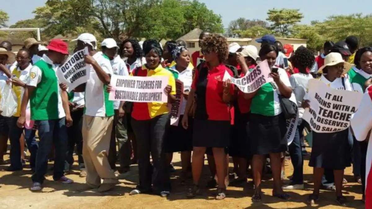Zimbabwe Nurses Warn Govt Over Suspending Teachers For Going On Strike