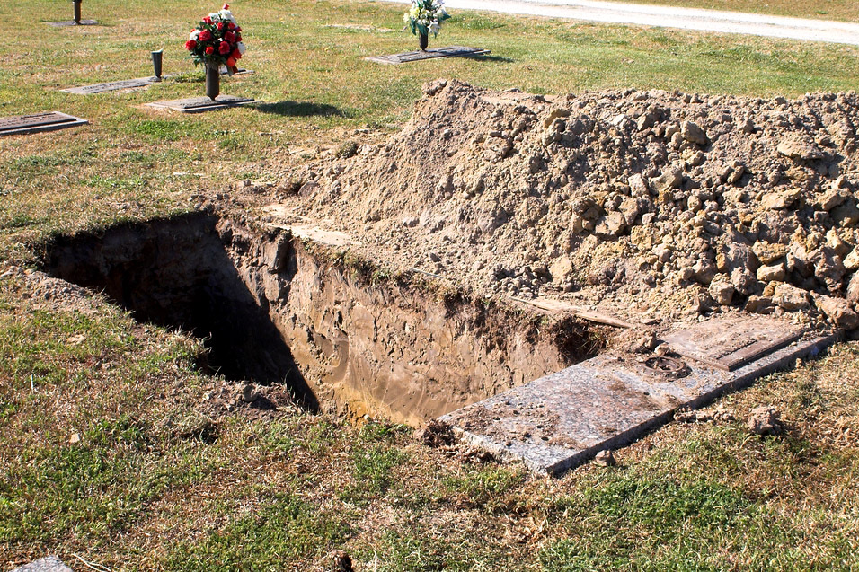 Married Partners To Be Buried In One Grave As Bulawayo Runs Out Of Burial Space  