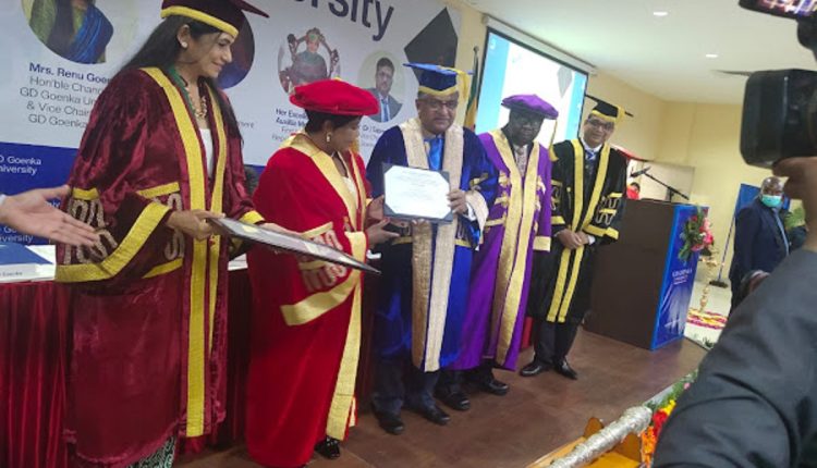 Pics| First Lady Auxillia Mnangagwa Awarded With An Honorary Doctorate