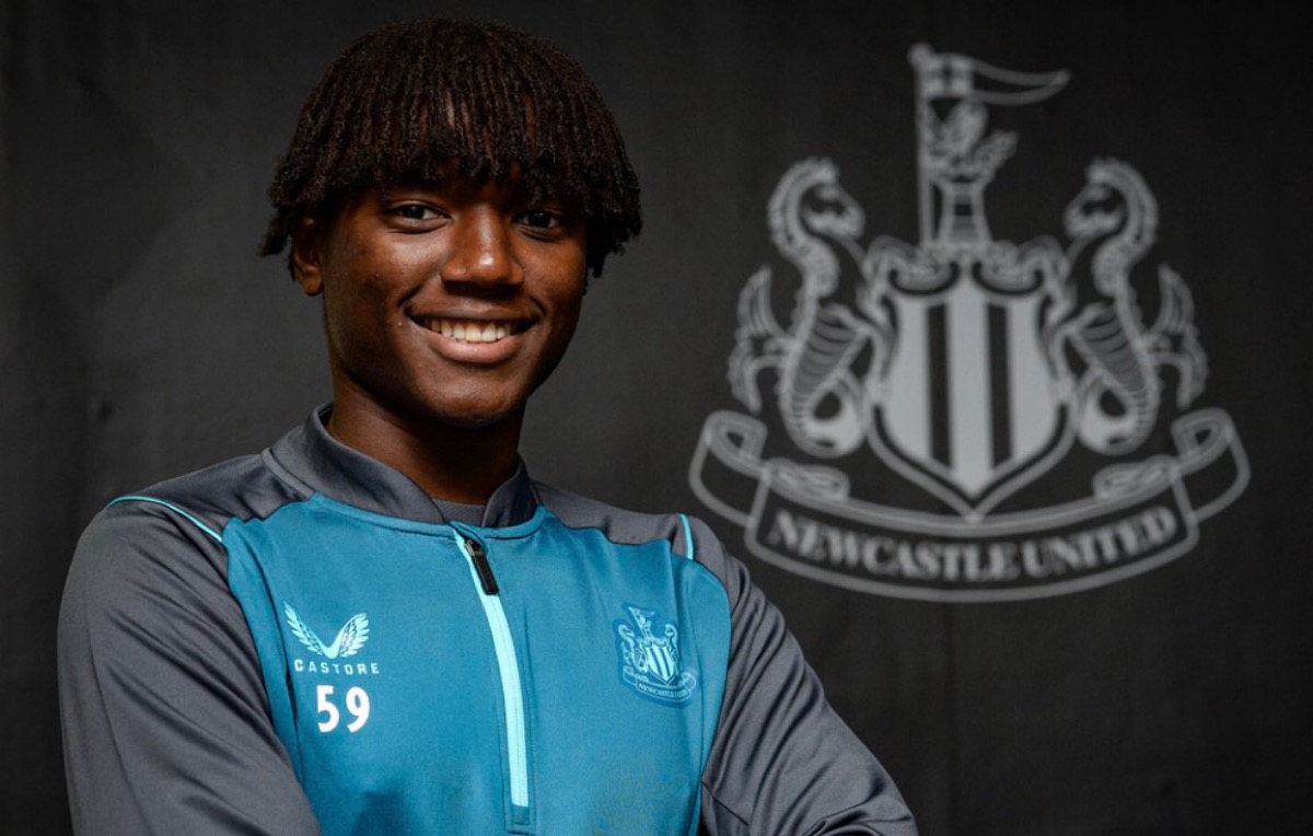 Zimbabwean Footballer Pens A Deal With Newcastle United